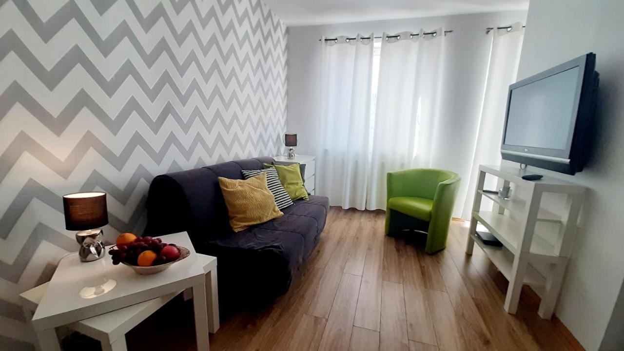 Apartament Z Balkonem I Bezplatnym Parkingiem Gdansk Luaran gambar